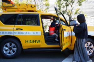 NEXCOパトロールカー